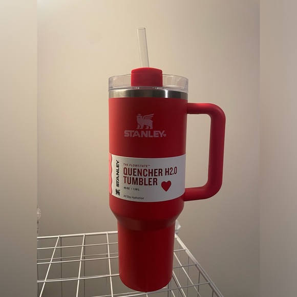 Valentine’s Day Target Stanley February 2024
Cosmo Red Stanley 40 oz - Picture 4 of 7